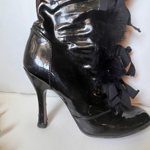 - Louis Vuitton Boots - Picture 5 of 10